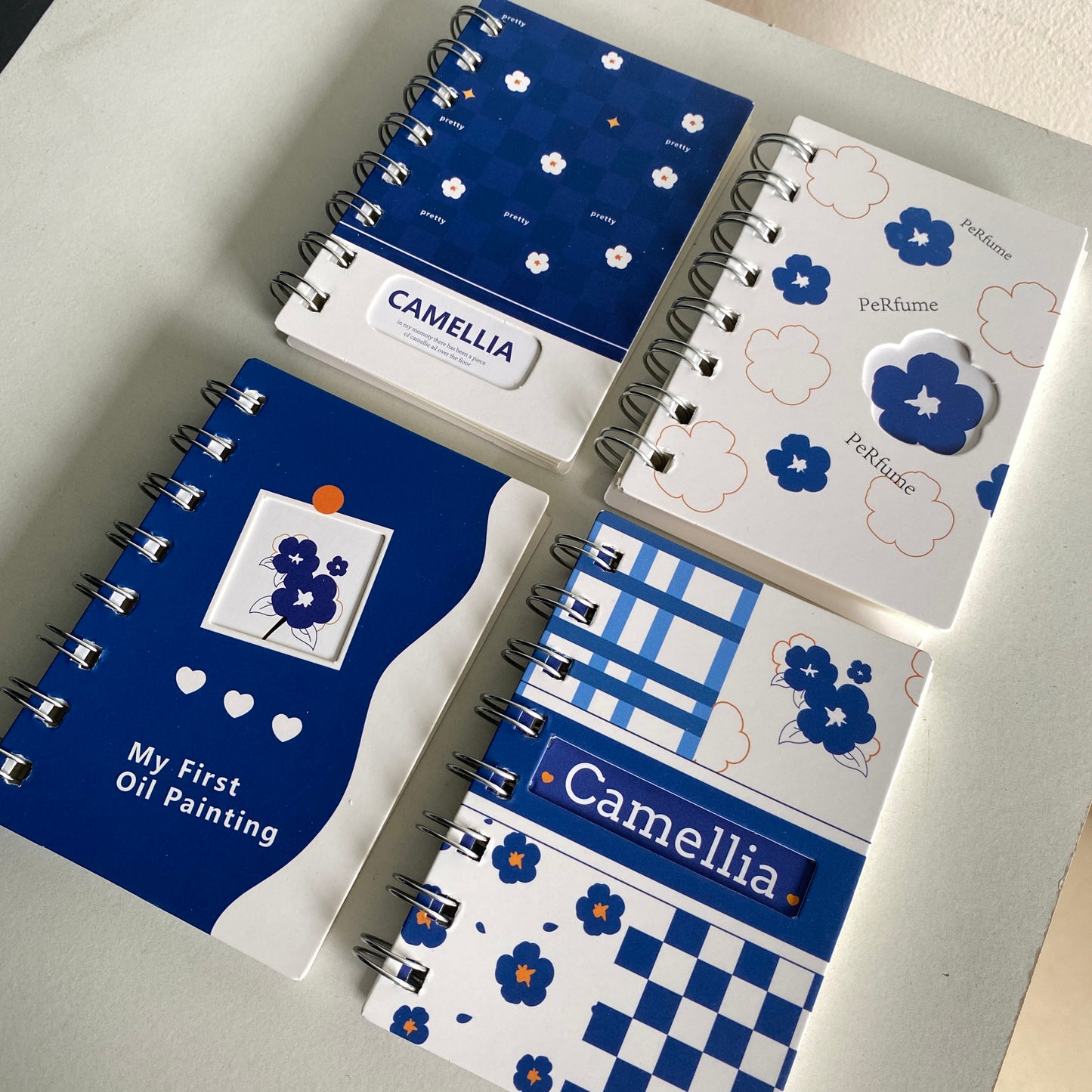 Libreta mini Camelia
