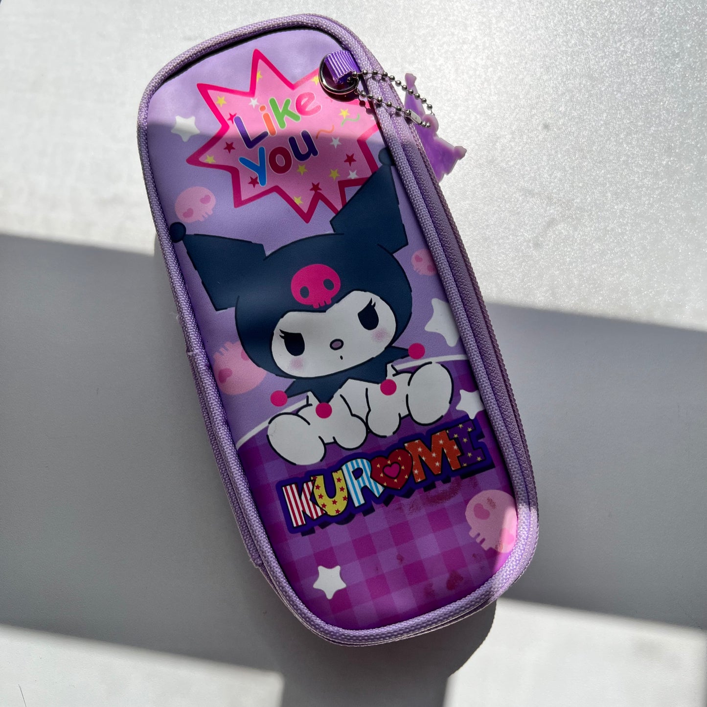 Estuche kuromi aleatorio
