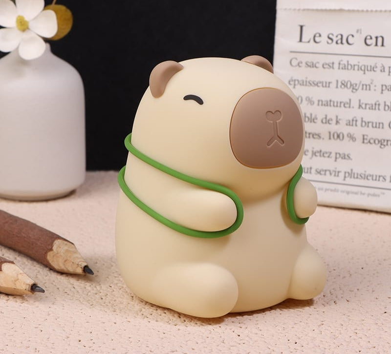 Lámpara Capibara con mochila de tortuga