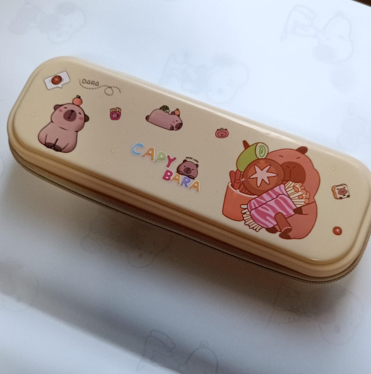 Estuche Capibara 2