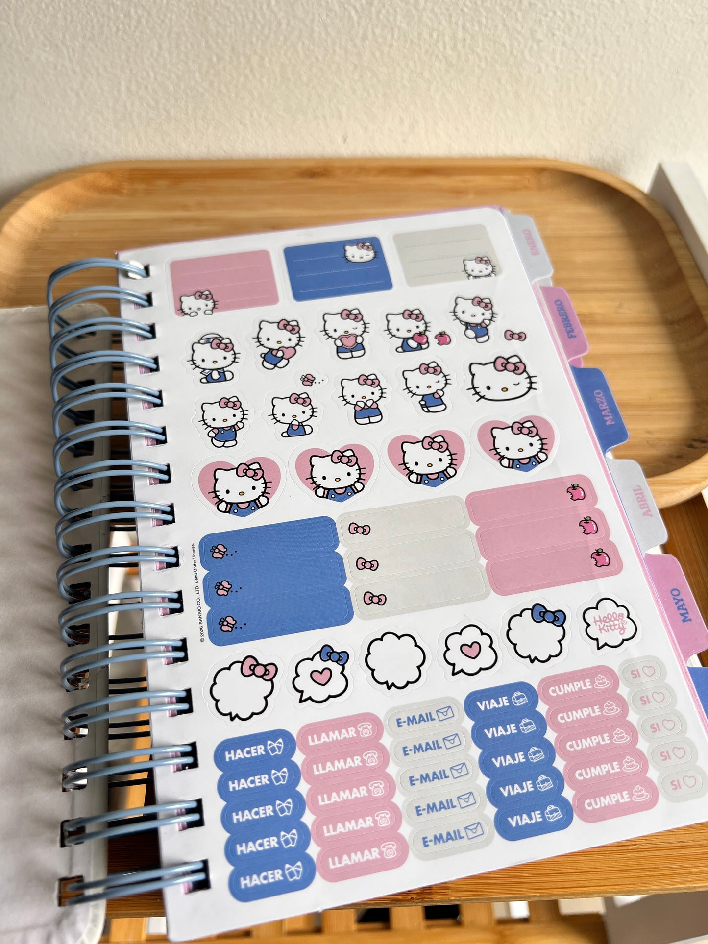 Agenda 2027 - Hello Kitty