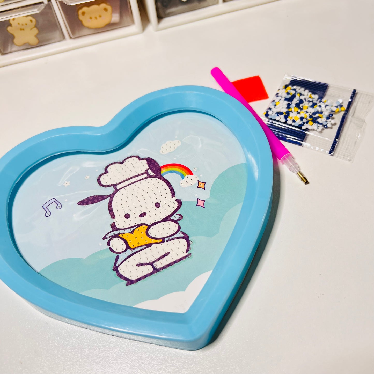 Diamond painting Sanrio corazaón aleatorio