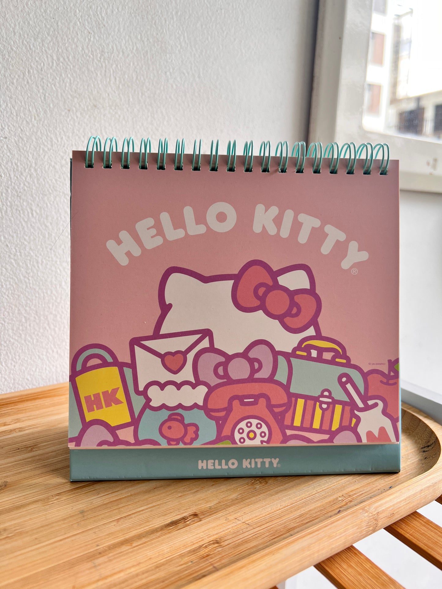 Calendario para escritorio Hello Kitty 2027