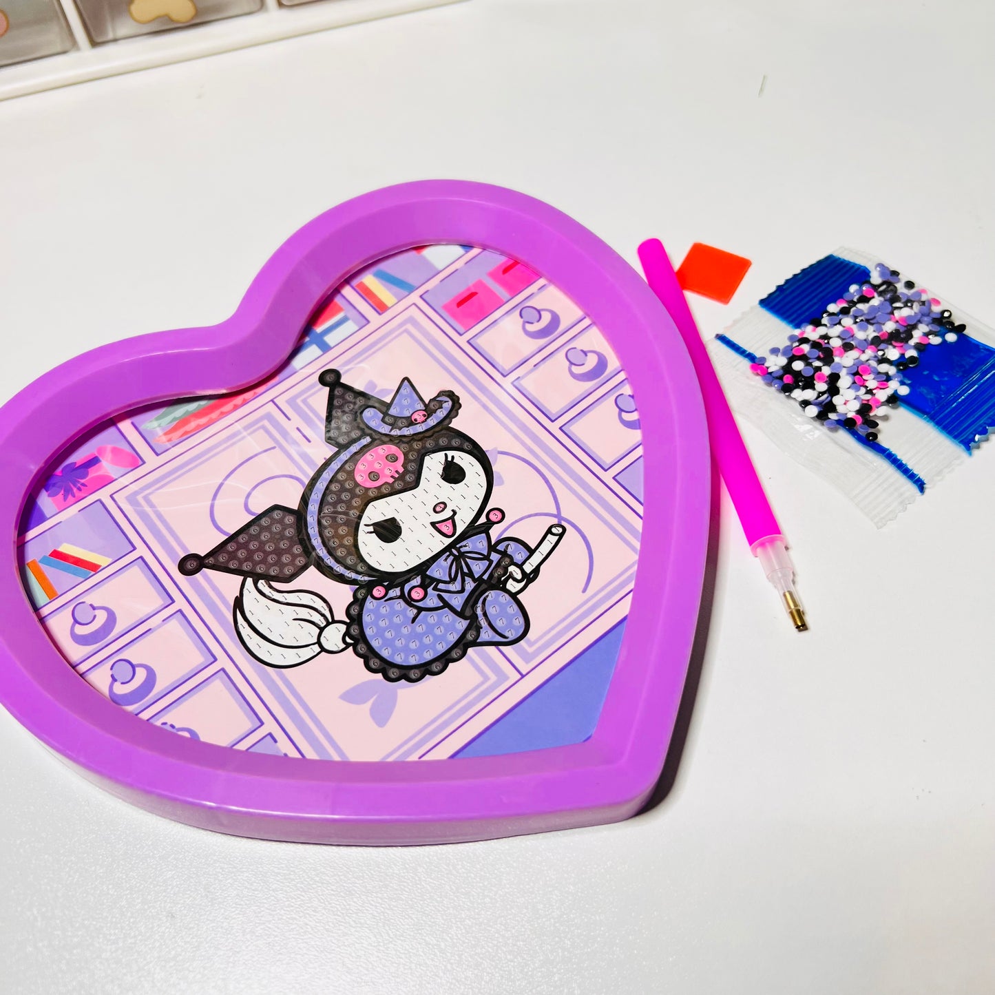 Diamond painting Sanrio corazaón aleatorio