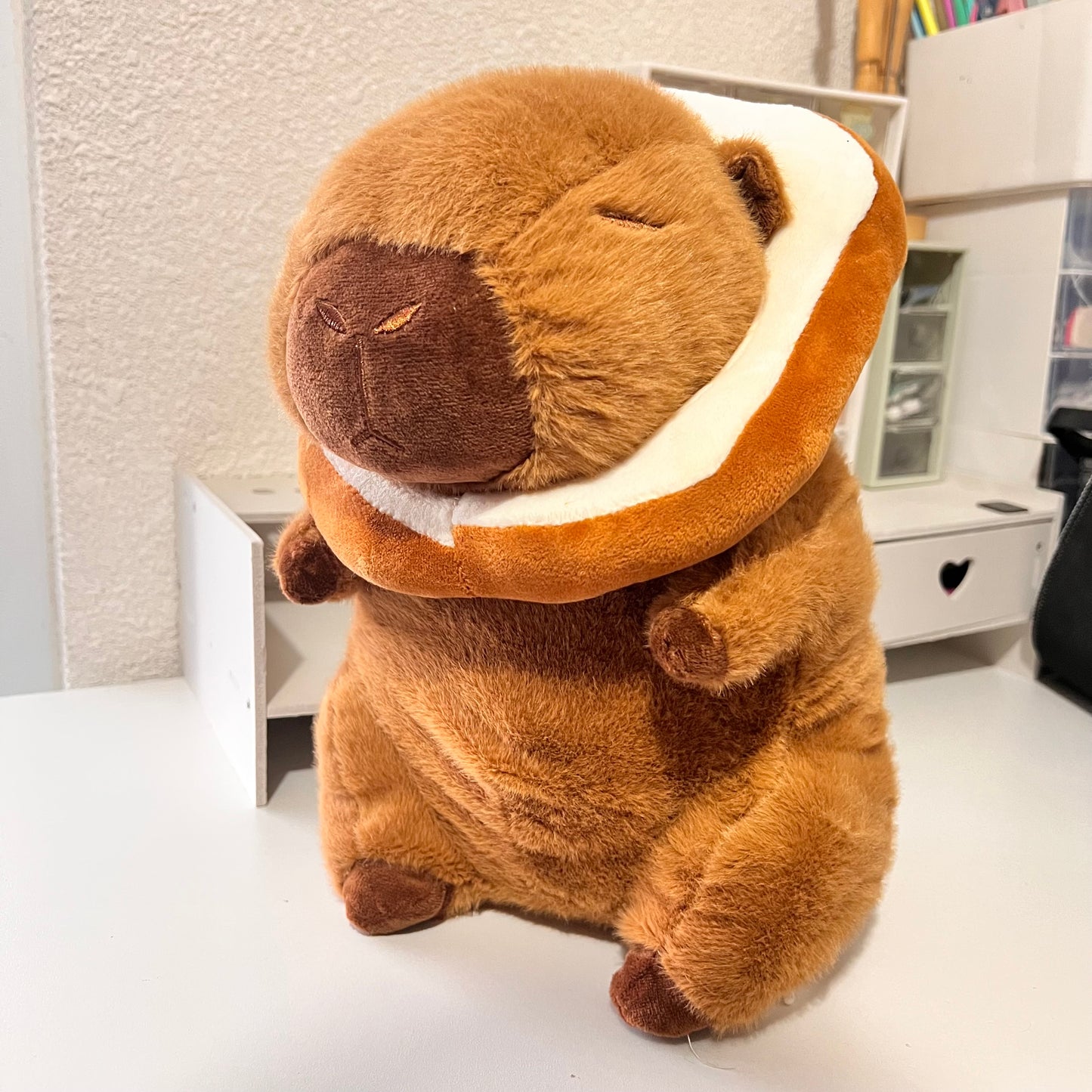 Peluche capibara pan