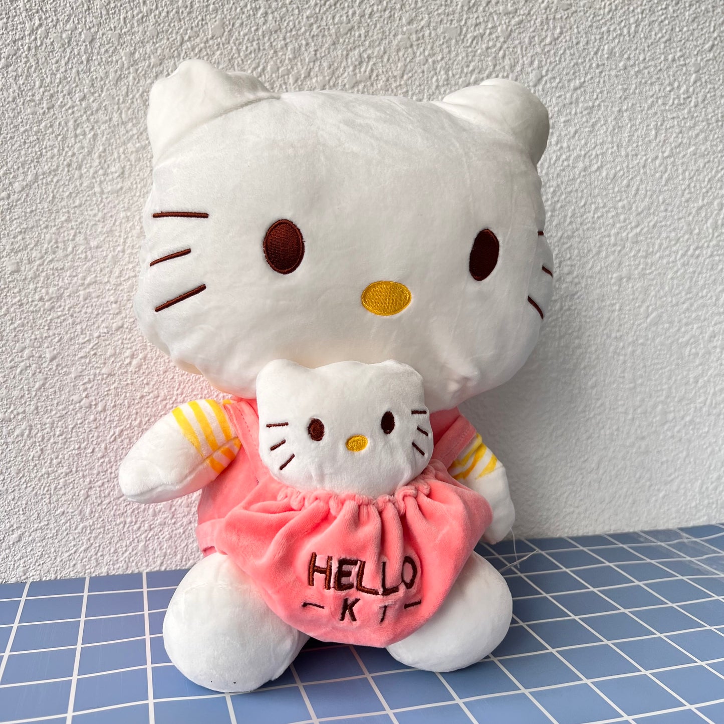 Peluche Kitty