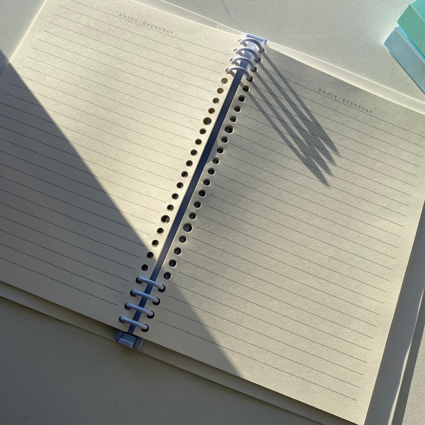 Binder Notebook B5 - hojas con líneas
