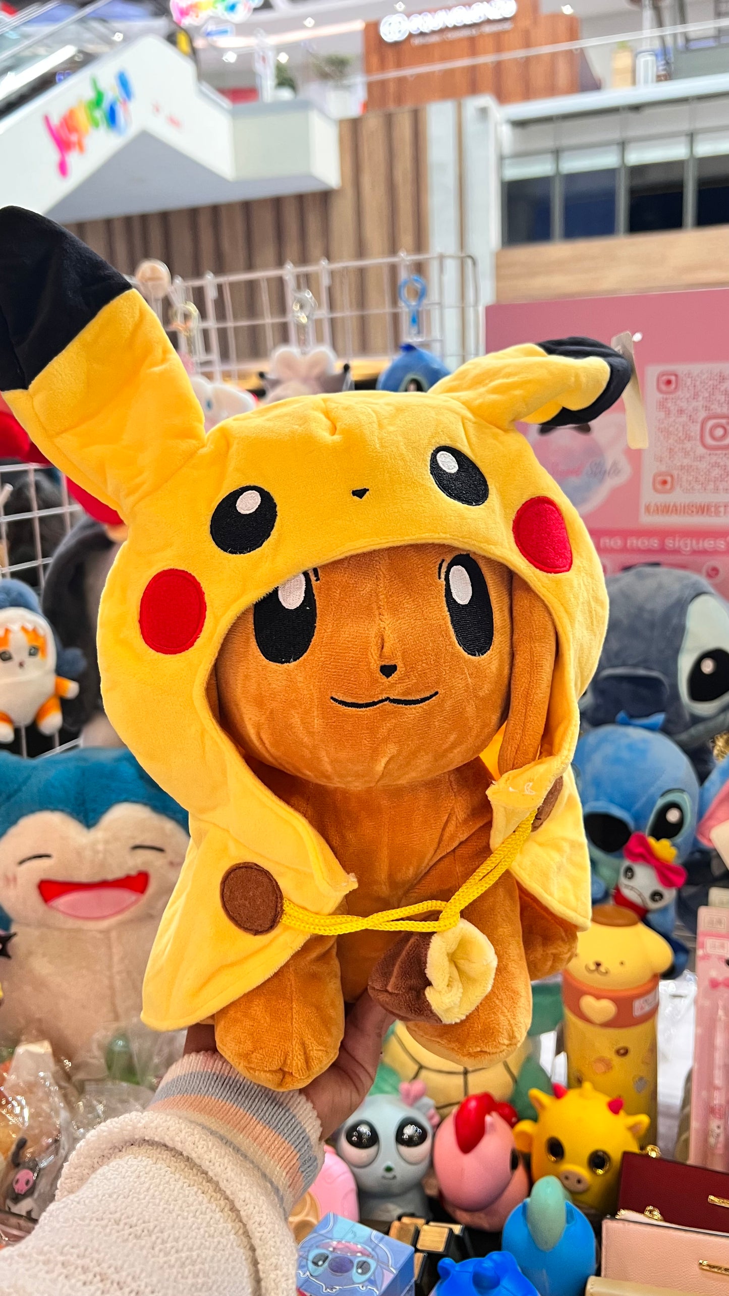 Peluche Evee pikachu