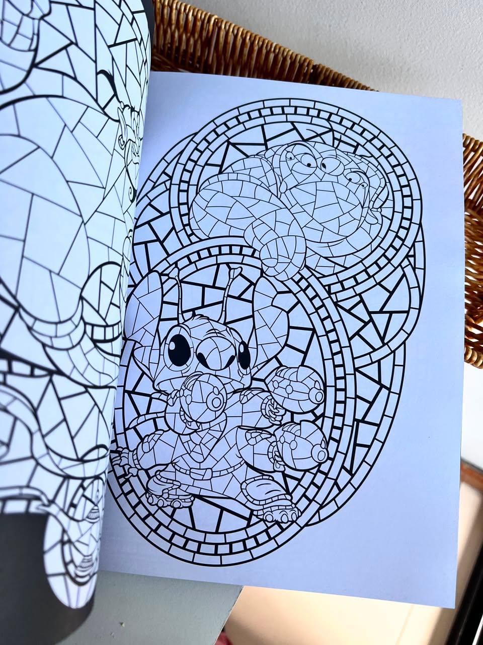 Libro para colorear arte antiestrés Vitrales Disney