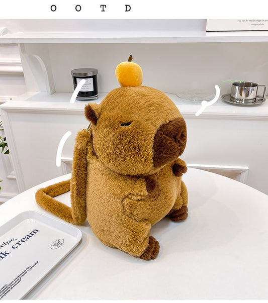 Mochila peluche Capibara