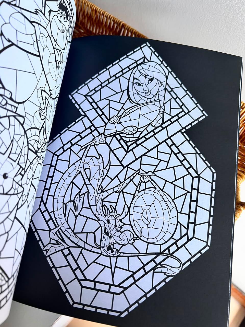 Libro para colorear arte antiestrés Vitrales Disney